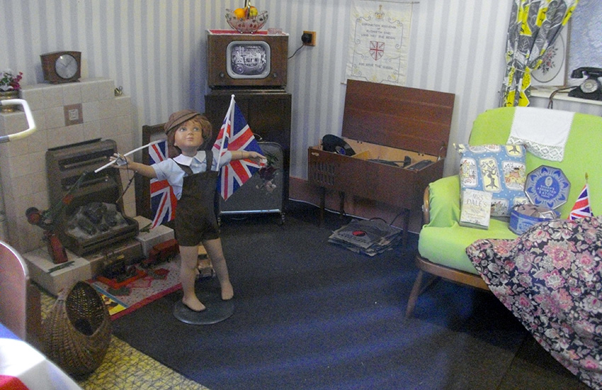 1950's living room and kitchen